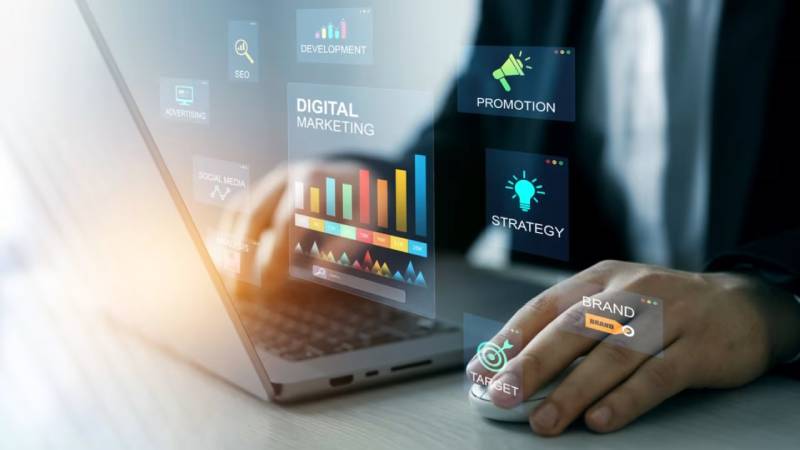 黔江区小程序开发：Hotwire和Stimulus如何通过最少的自定义 JavaScript 提供互动性？